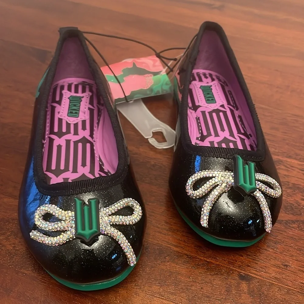 Wicked flats Girls Black and Green Bow Ballet Glitter shoe New size 8